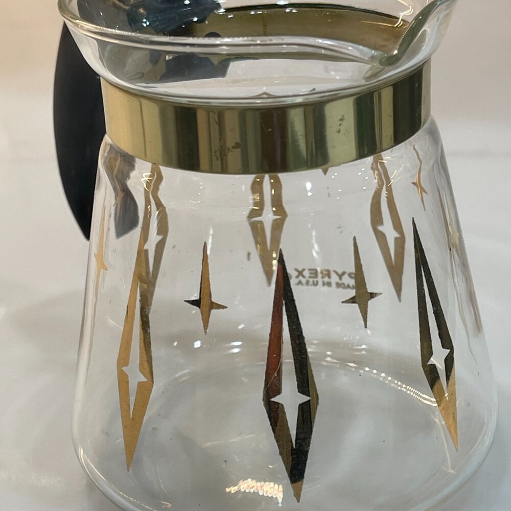 Vintage Pyrex Glass Coffee Carafe - Picture 4 of 16